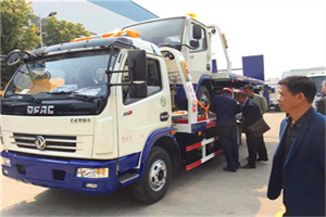 小河汽车道路救援拖车价格